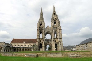 35bKNE300720110416 mini