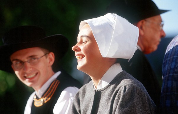 junges Paar in Pont Croix © Michael Kneffel