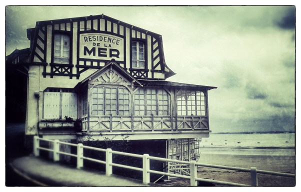 Die Residence de la Mer in St. Cast-le-Guildo im Dezember 2001 © Michael Kneffel