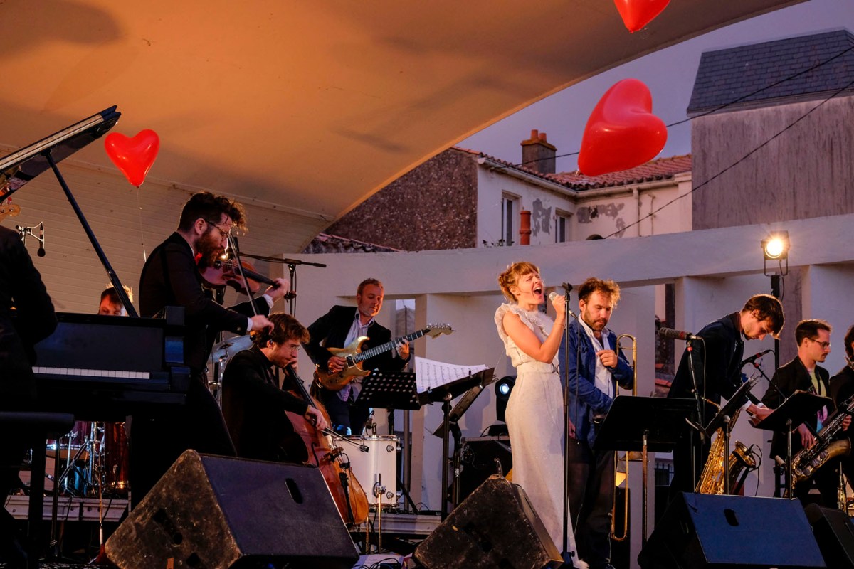 Grand Orchestre du Tricollectif mit Lucienne Boyer © Michael Kneffel